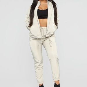 FASHION NOVA WINDBREAKER SET